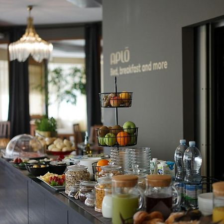 Hotel Aplo - Breakfast Experience Червия Екстериор снимка