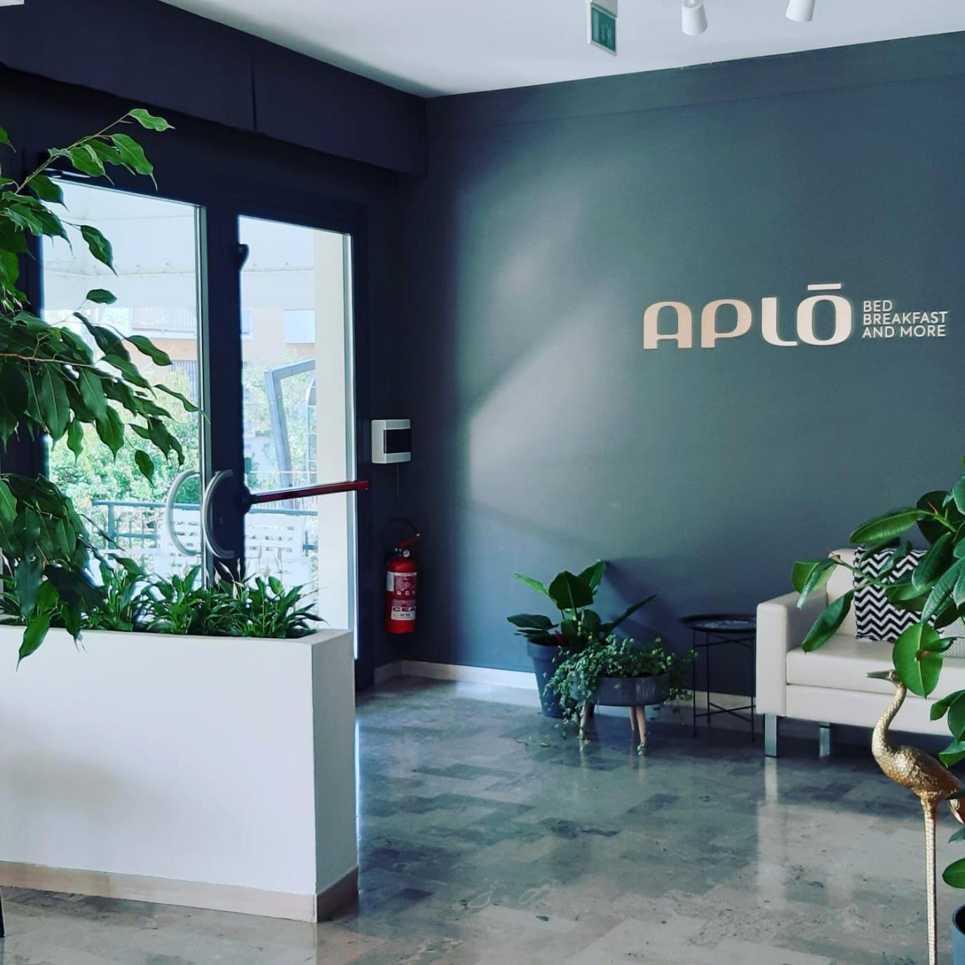 Hotel Aplo - Breakfast Experience Червия Екстериор снимка