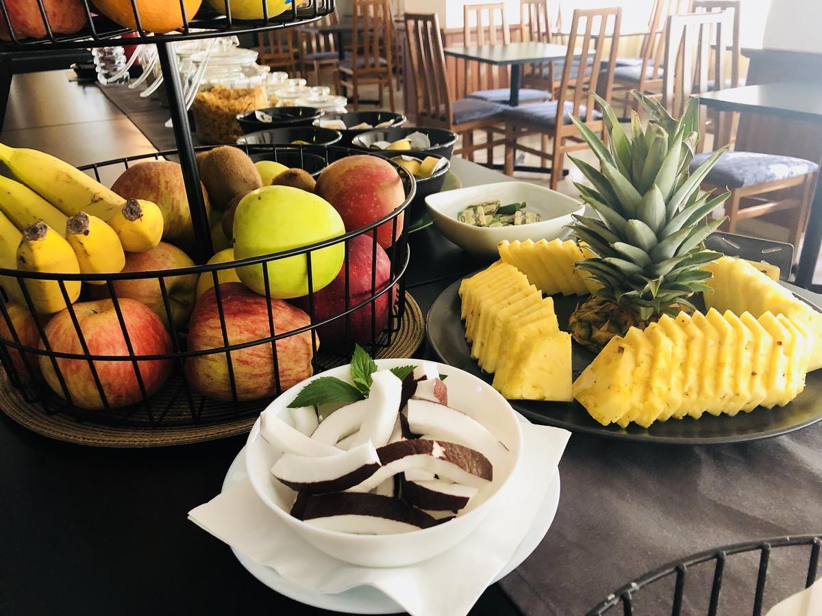 Hotel Aplo - Breakfast Experience Червия Екстериор снимка