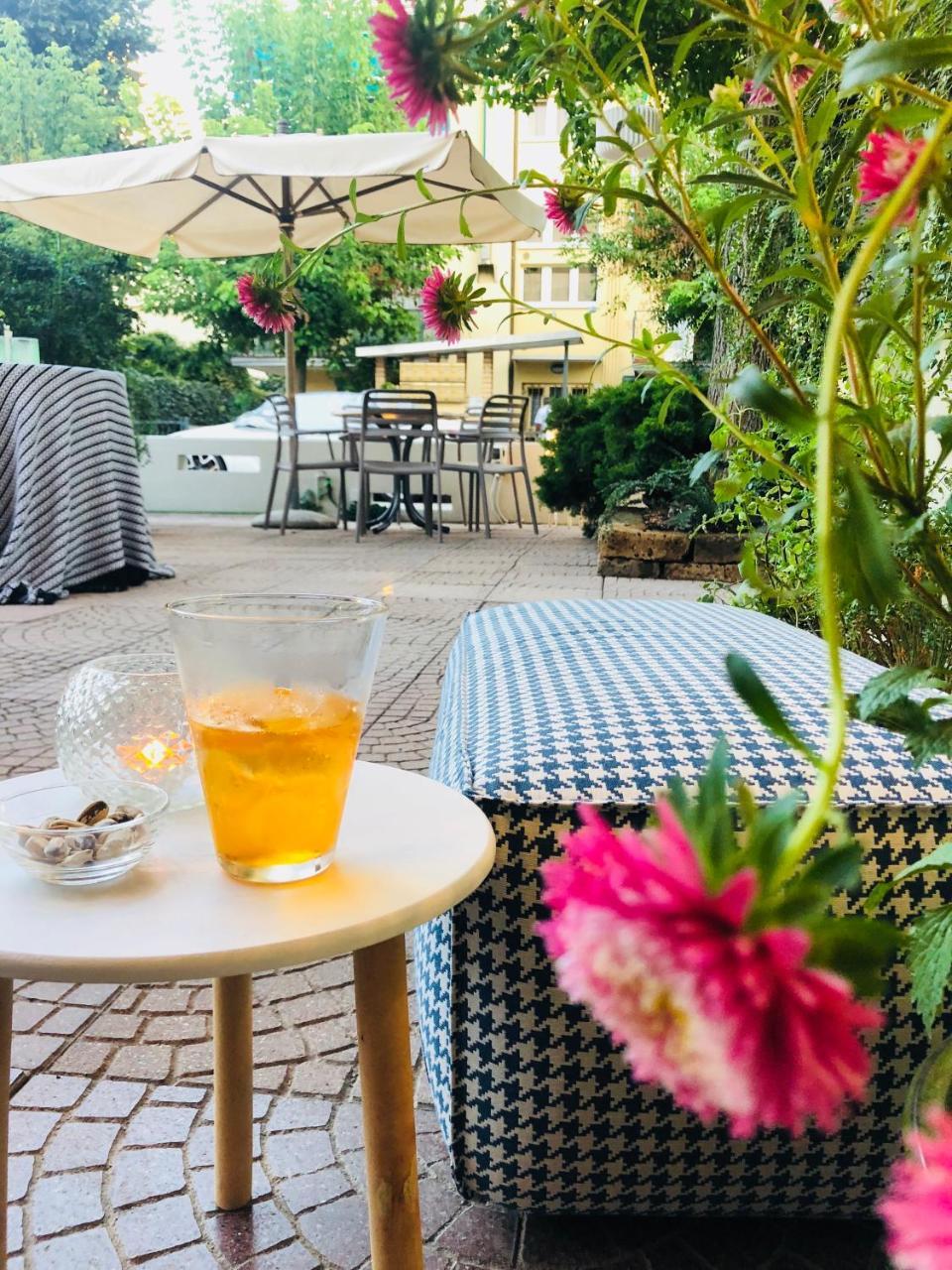 Hotel Aplo - Breakfast Experience Червия Екстериор снимка
